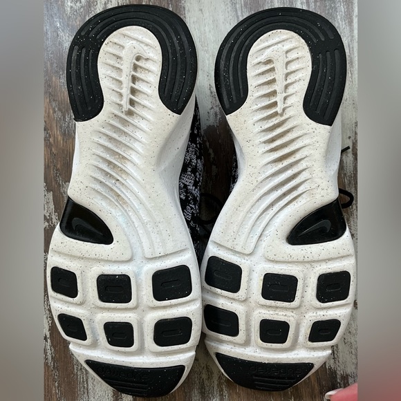 Nike SuperRep Go 3 FlyKnit Next Nature Woman’s Size 9. Black/white/silver. - Picture 11 of 14